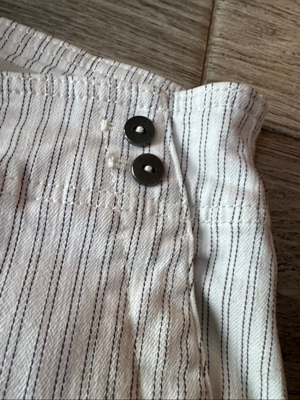 Anthropologie -pilcro and the Letterpress White high rise Pants with Stripes - Picture 7 of 10